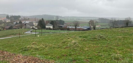 Terrain à bâtir à Lafeuillade-en-Vézie, Auvergne-Rhône-Alpes